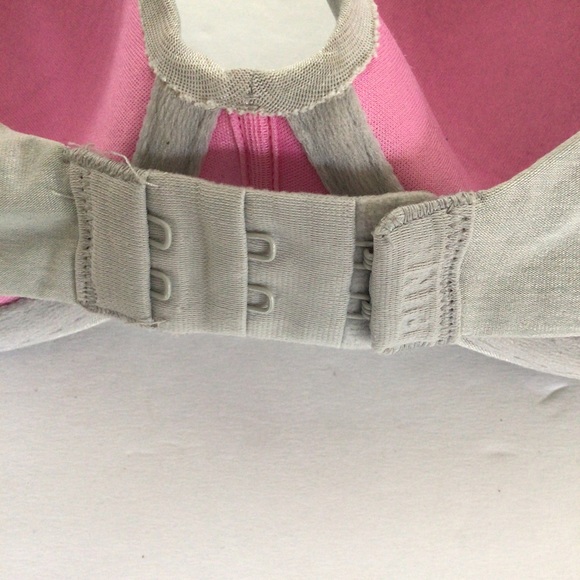 PINK VICTORIAS SECRET WEAR EVERYWHERE T SHIRT BRA SIZE 32D - Picture 9 of 14